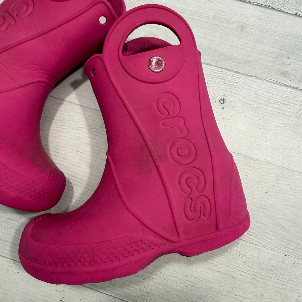 Crocs kids pink rain boots child size 10